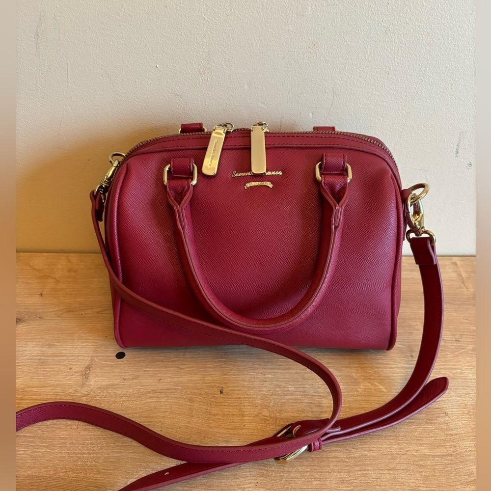 Samantha thavasa tote with shoulder strap